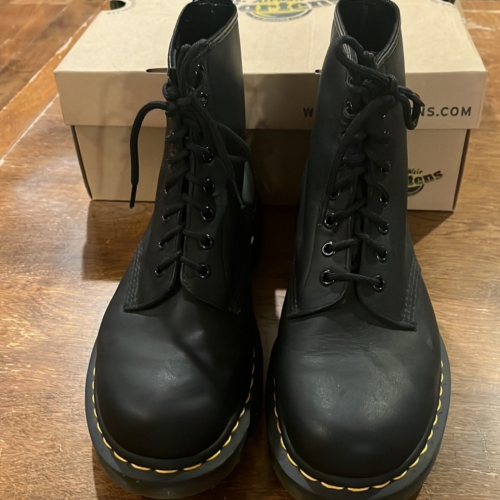 Dr. Martens Air wair 1460